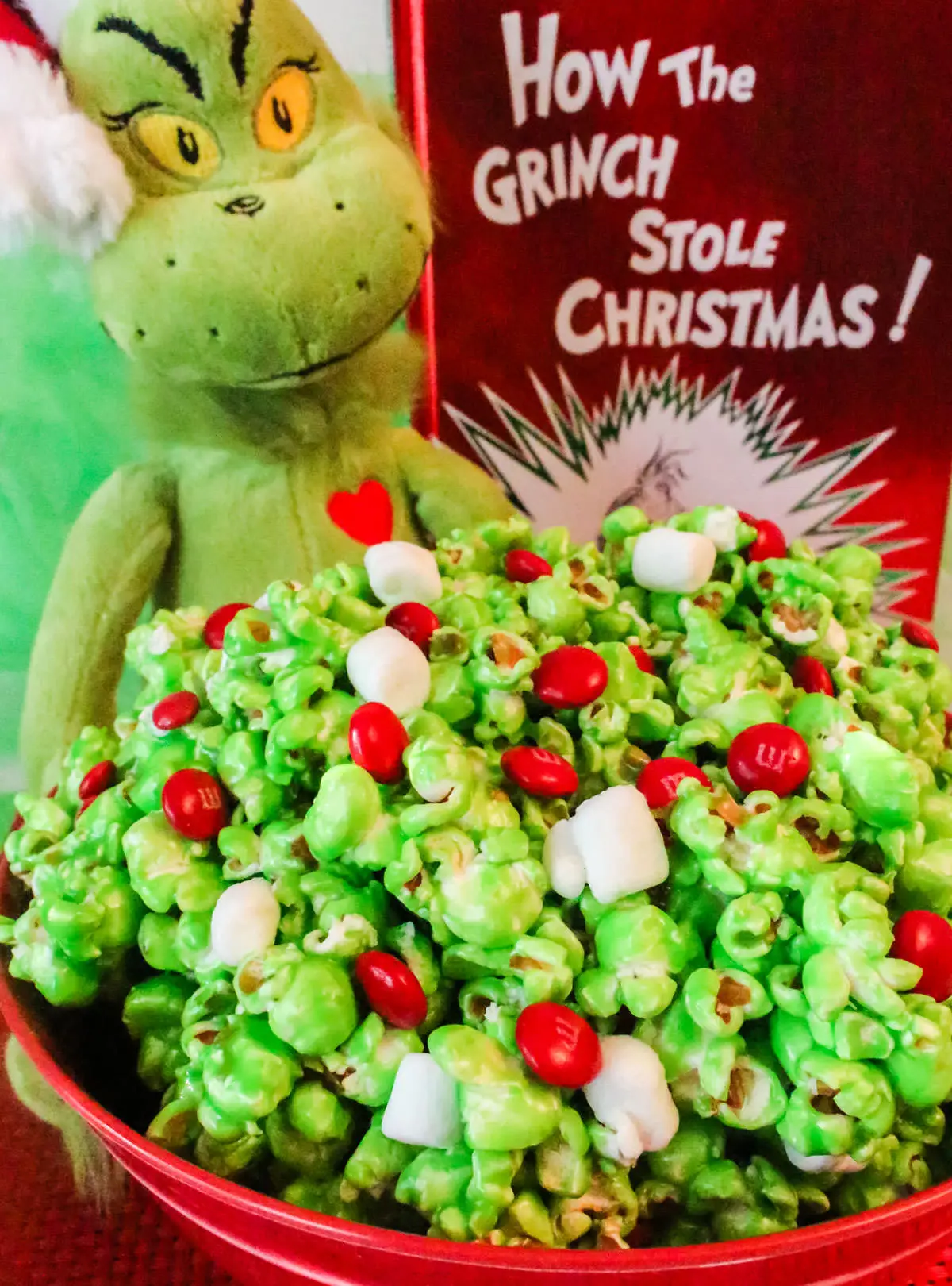 Grinch popcorn for a Grinch-themed party