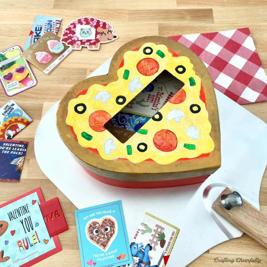 DIY Heart Pizza Valentine Box